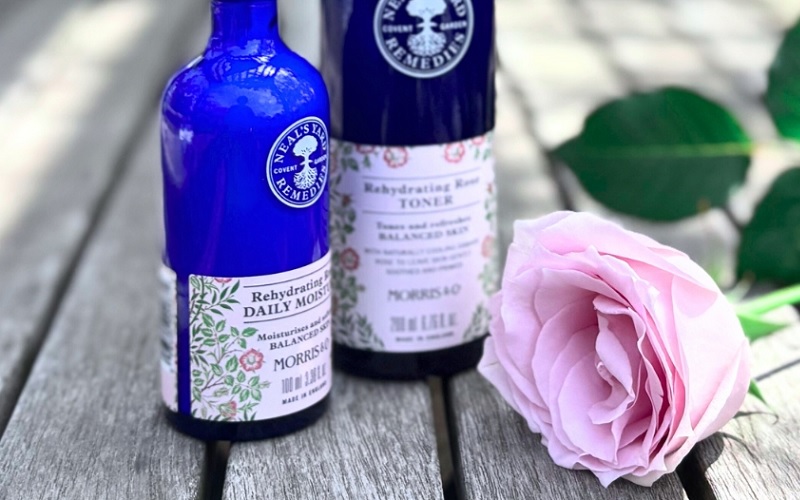 ニールズヤード×Morris & Co. 》キメの整った潤い肌に ローズ