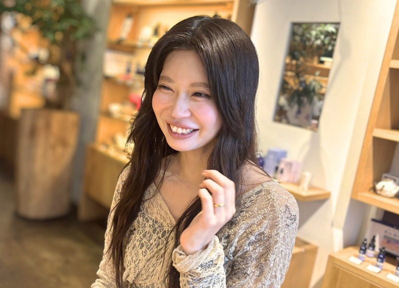 ヘアメイクアップアーティストURIさんに聞く『ワイルドローズ